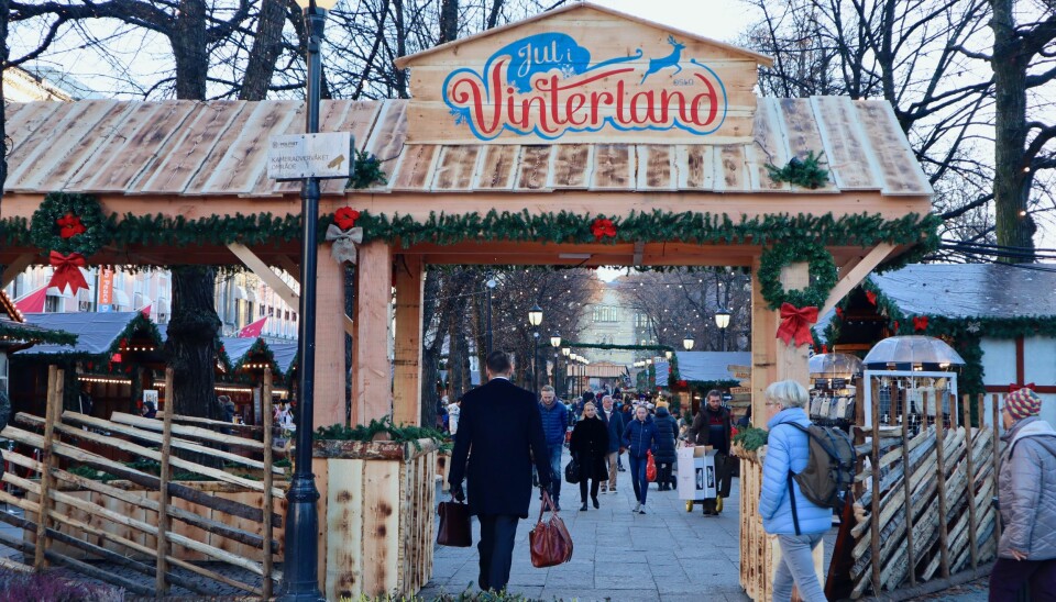JULEFØLELSE: Hver jul kommer flere nordmenn inn til Oslo for å oppleve Jul i Vinterland. FOTO: Victoria Løvik