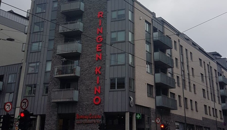 Regntung dag på Grünerløkka. Heldigvis vises filmen inne. Foto: 857587.