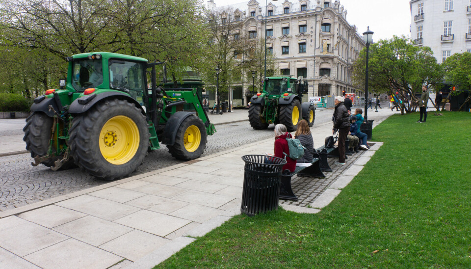 I AKSJON: Nå har bønder fra hele landet kjørt traktorene sine til Oslo for å fortsette aksjonen utenfor Stortinget.