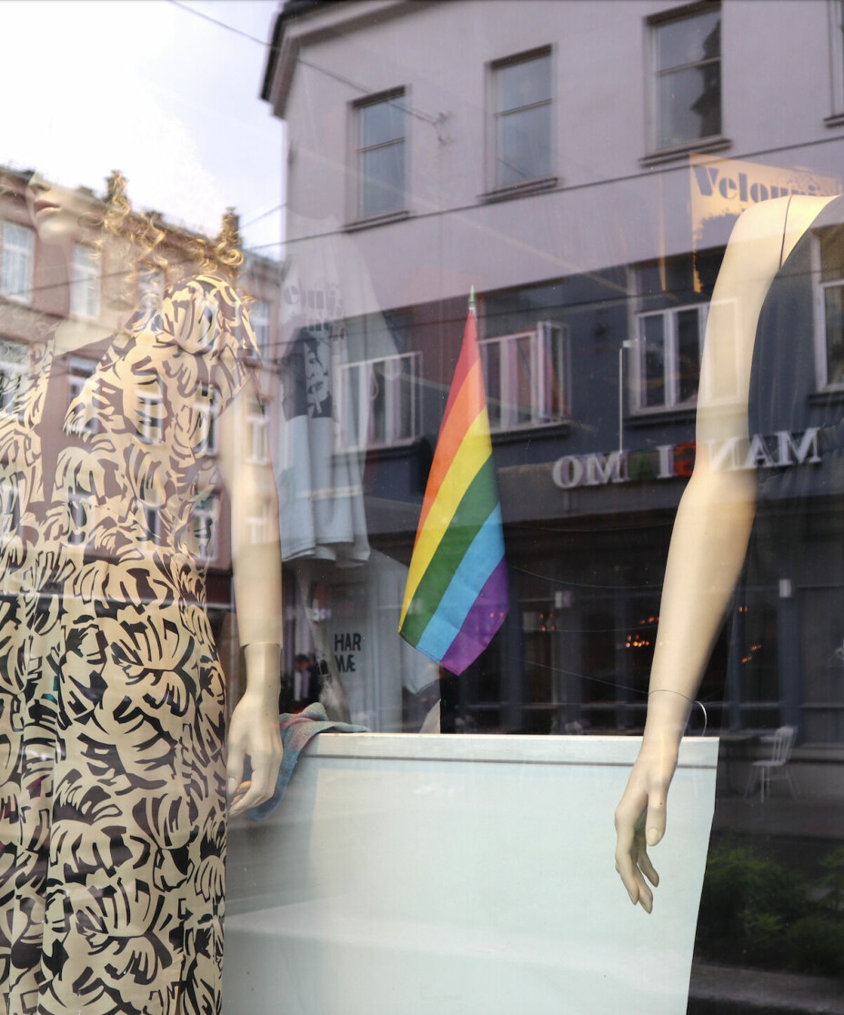 PRIDE: Det populære, internasjonale Pride-flagget tas flittig i bruk for å pynte Oslo.
