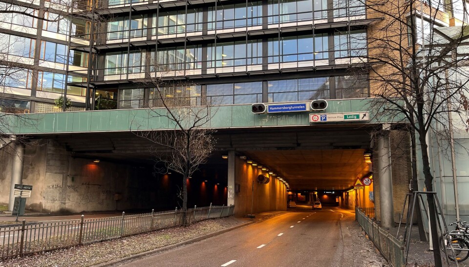 Høy trafikk: Hammersborgtunnelen har en gjennomsnittlig årlig døgntrafikk på ca. 17 400 kjøretøy. (2019)