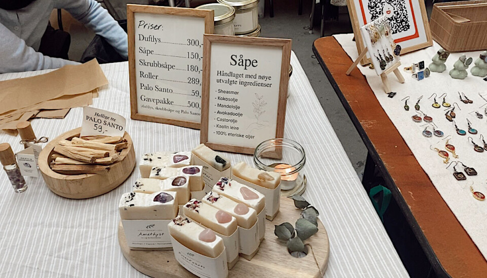Hjemmelaget: håndlaget såpe som selges på markedet. Foto: Sunniva Heistad. Hjemmelaget: håndlaget såpe som selges på markedet. Foto: Sunniva Heistad.
