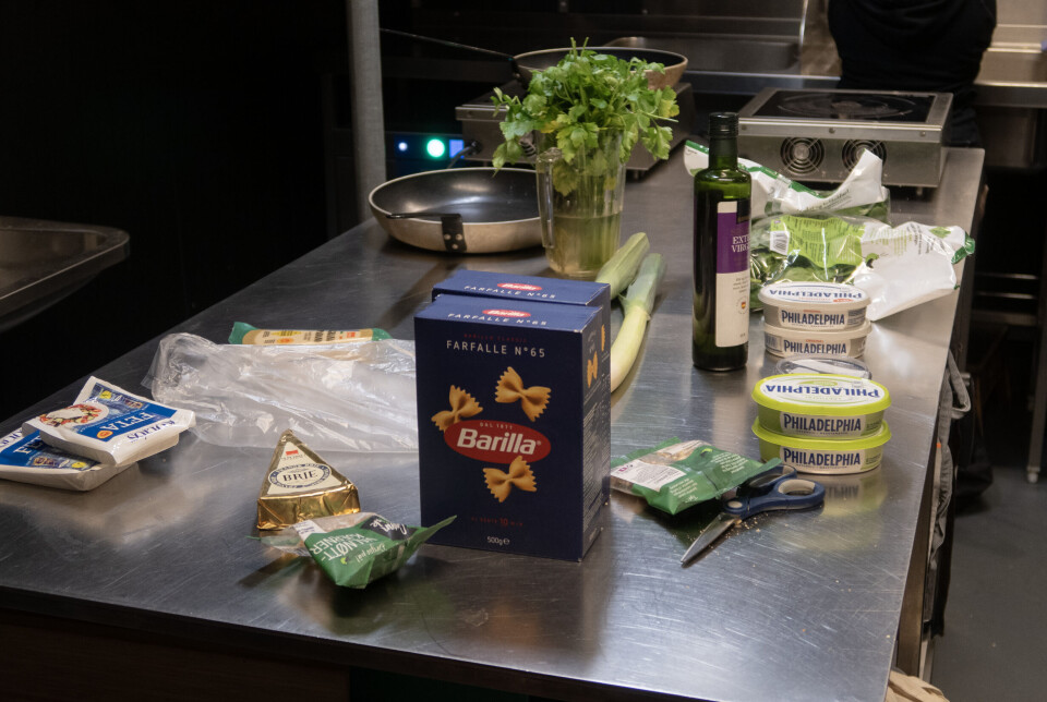 Ingrediensene står klare på kjøkkenet.