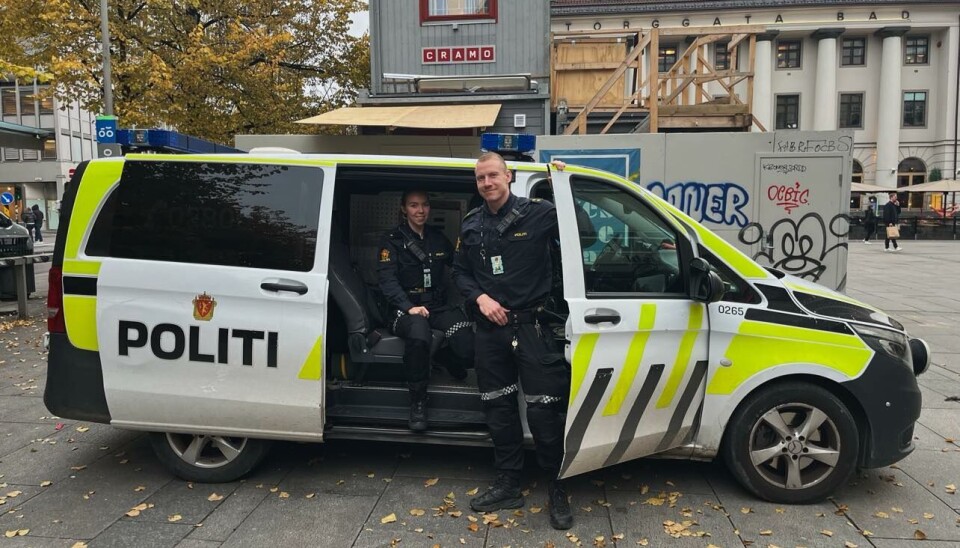 Smiler for bildet: Politiet har fortsatt motet oppe, på tross av økningen av ungdomskriminalitet.