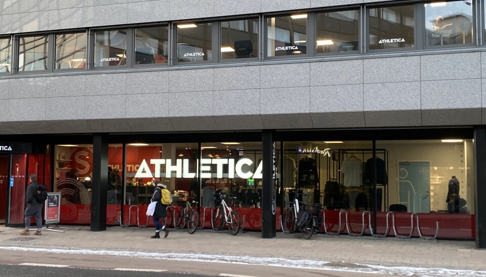 Folk er klare for å trene på Athletica centrum.