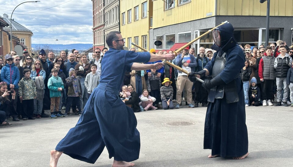 Kendo - konkurranserettet form for japansk fekting. Ordet betyr sverdets vei.