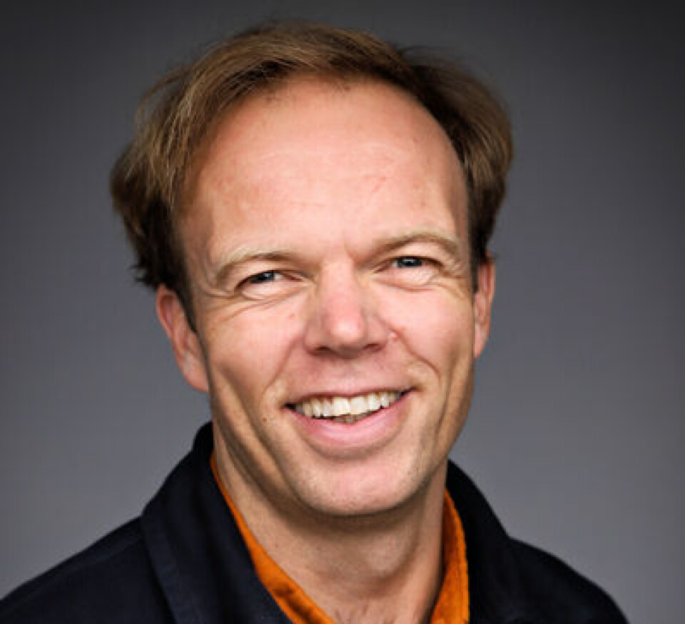 Eirik Aarsæther, rektor på Tøyen barneskole synes det er trist at tilbudet om skolemat kuttes fra 2025-budsjettet.