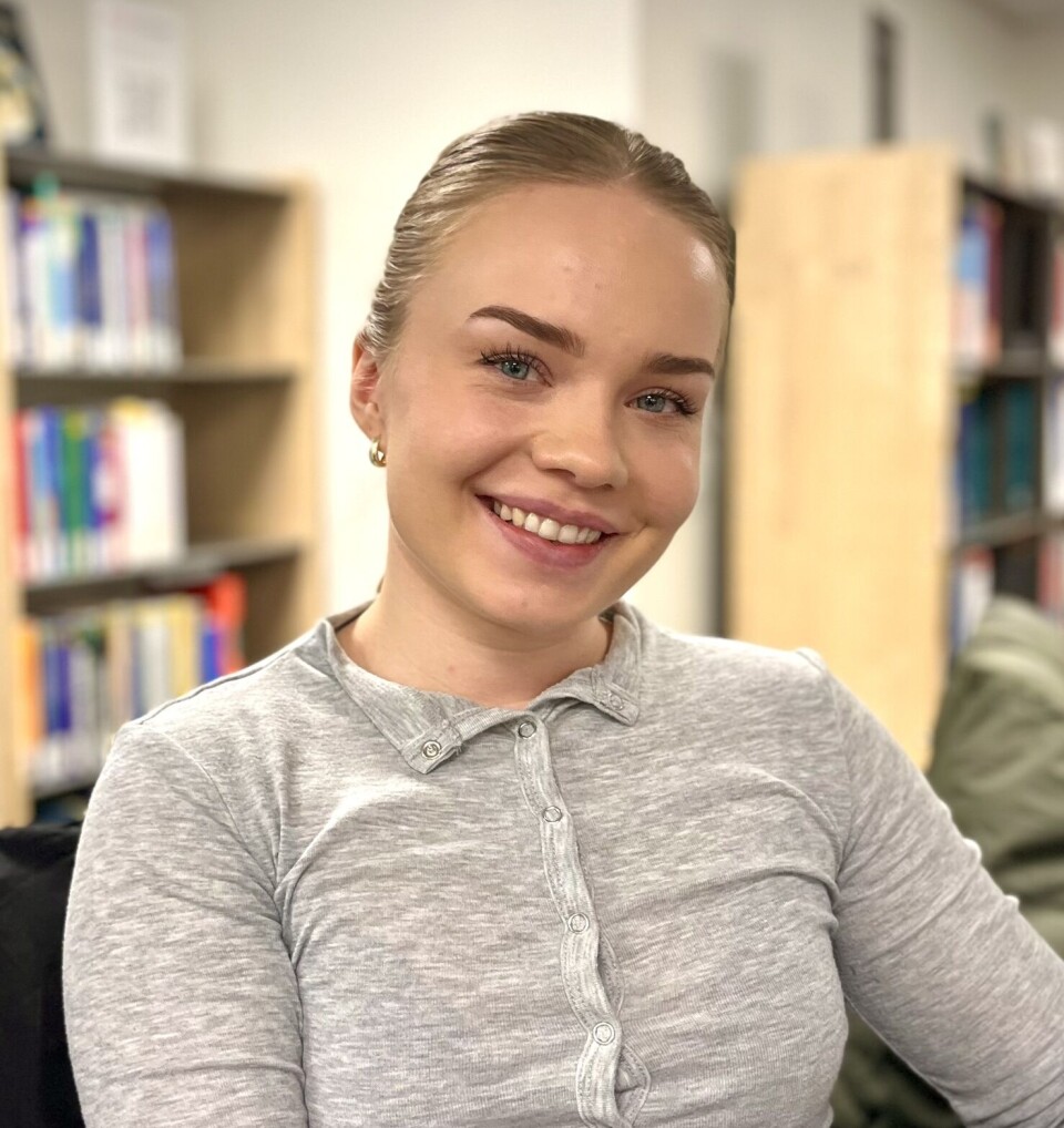 Rikke Nyberg (22) bor på Tøyen, og studerer biomedisin på Kristiania. Hun har merket prisøkningen på enkelt matvarer – spesielt sunne råvarer.