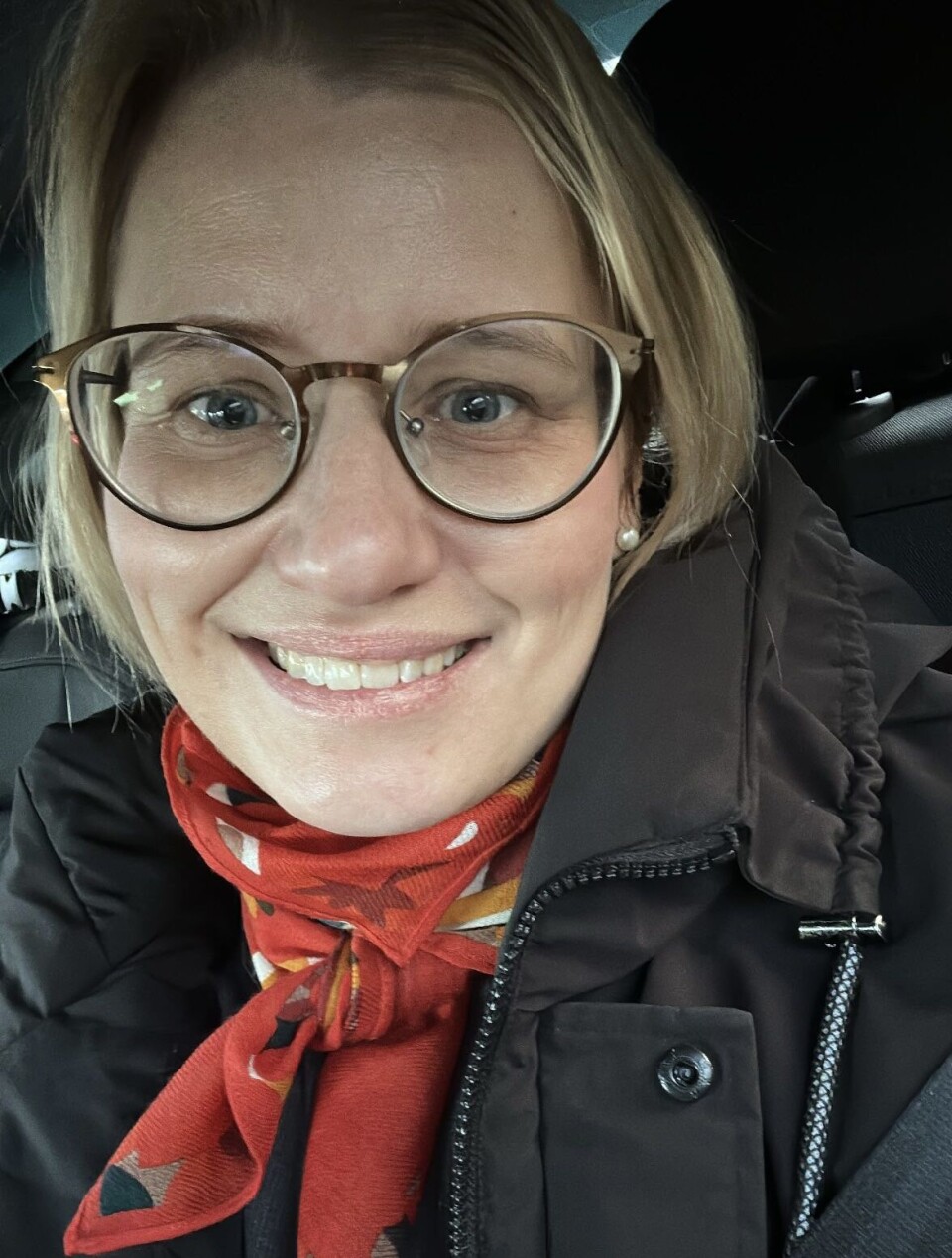 Marie Jacobsen oppfordrer flere menn til å delta.