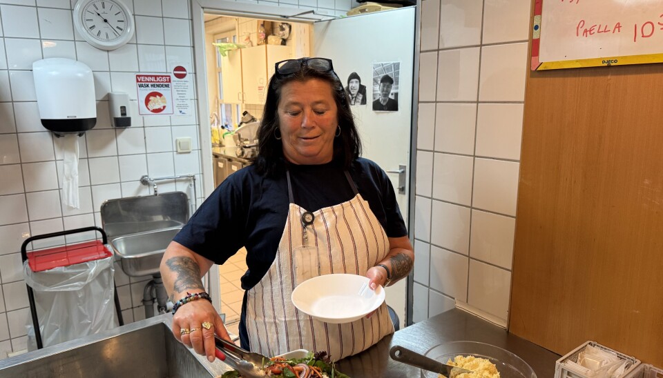 GRATIS MAT: I 15 år har Siv Merete Håndlot stått bak disken på Blå Kors